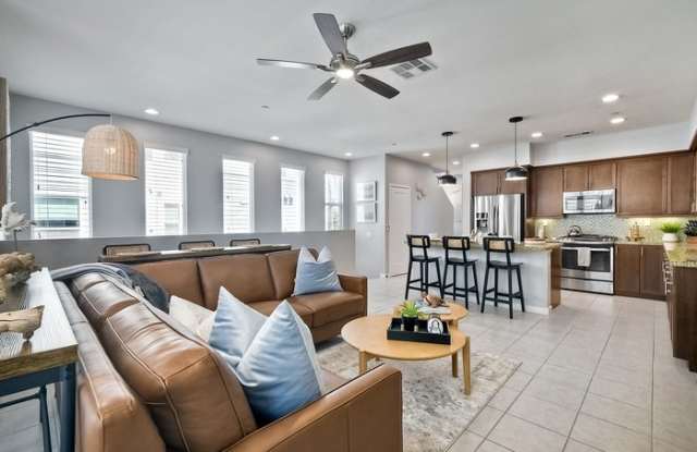 301 Cassidy Street - 301 Cassidy Street, Oceanside, CA 92054