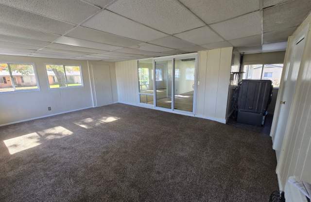 ***NEW ON THE MARKET....DRIVE BY TO CHECK IT OUT*** Gallery 3