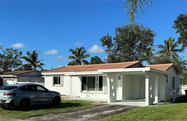 2400 N 57th Way photos photos