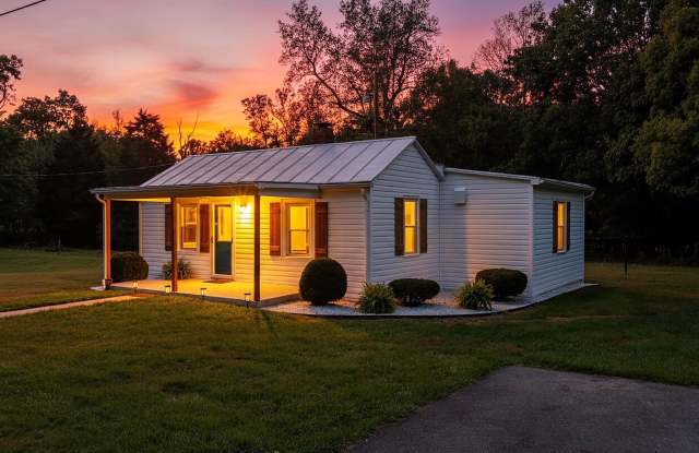 826 HORSEHEAD RD photos photos
