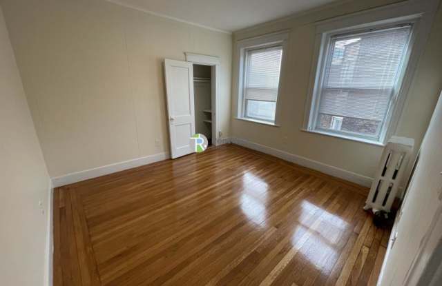 91 Kilmarnock St. photos photos