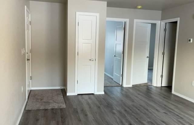 855 W Lookout Dr #B Gallery 4