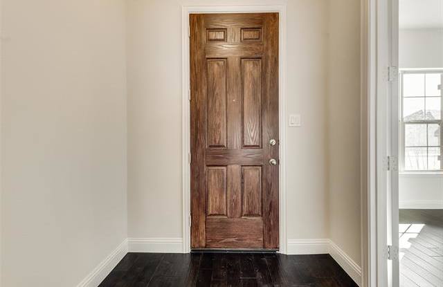 1116 Mist Flower Drive Gallery 3