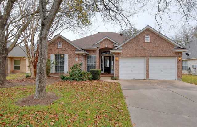 Golf course community home near club house. photos photos