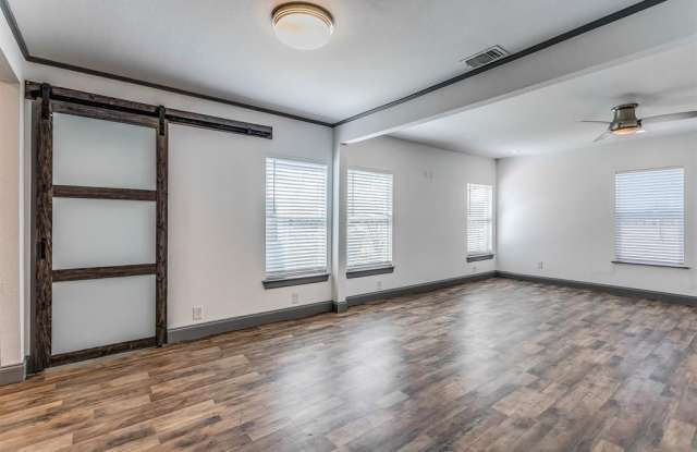 3118 Carlson Drive Gallery 2
