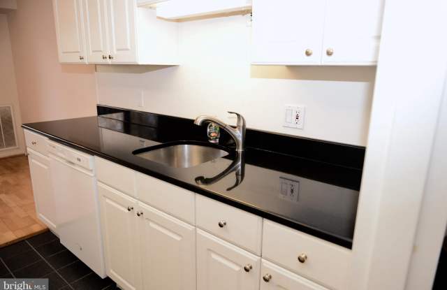 11604 STONEVIEW SQUARE Gallery 4