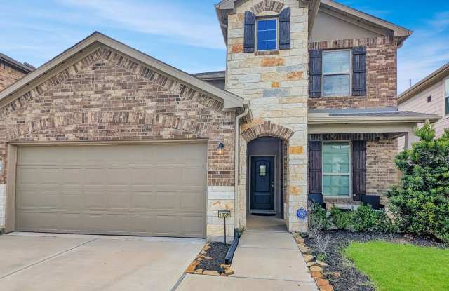 Beautiful 4 Bed / 3 Bath Home in Katy with Backyard Lake View photos photos