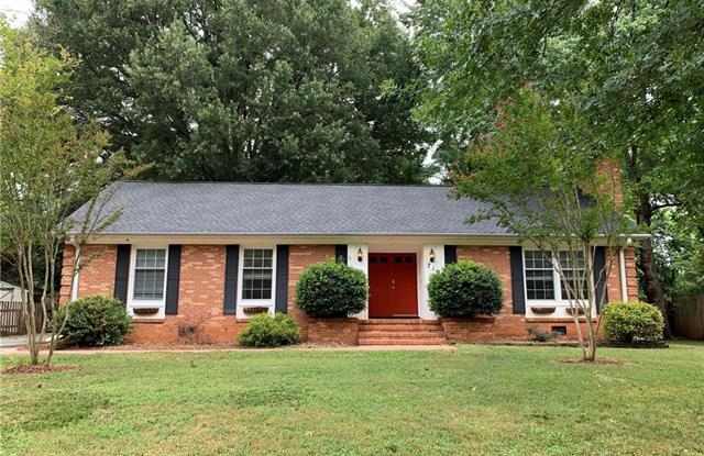 715 Fairbanks Road - 715 Fairbanks Road, Charlotte, NC 28210