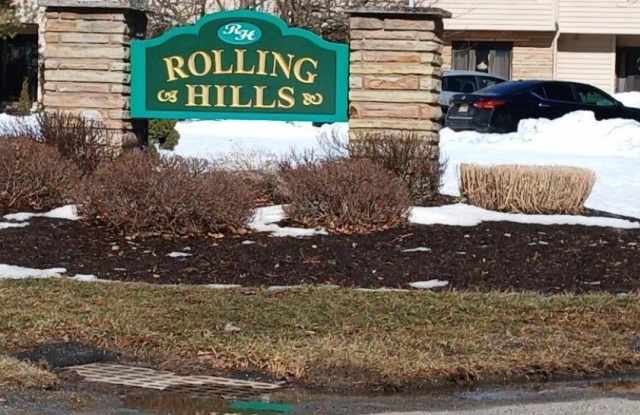 391 Mohegan Ci photos photos