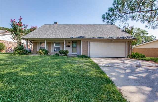 1404 Navaho Street - 1404 Navaho Street, Arlington, TX 76012