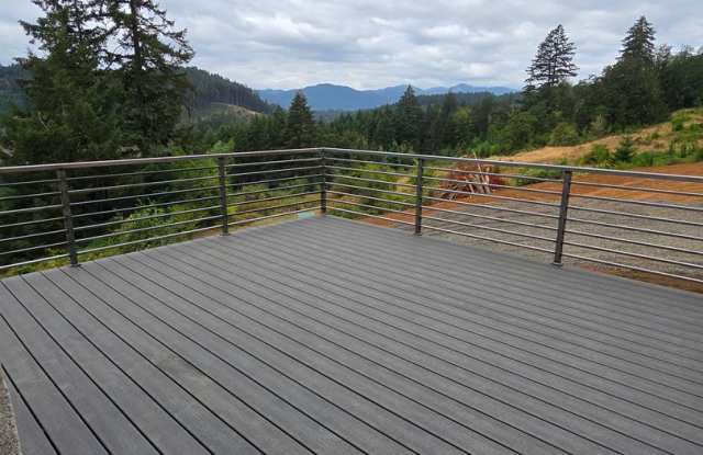 Fantastic Views from this Rural Property in Yamhill Gallery 3