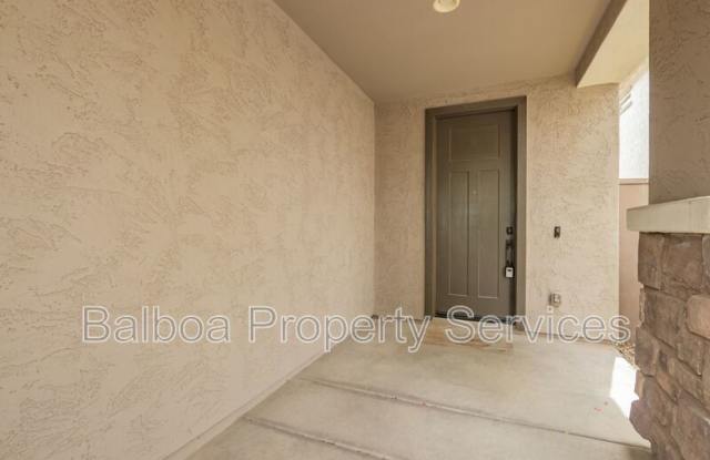 5427 S Canyon Rim Gallery 4