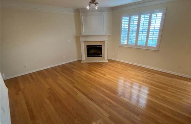 411 Weatherstone Place Gallery 3