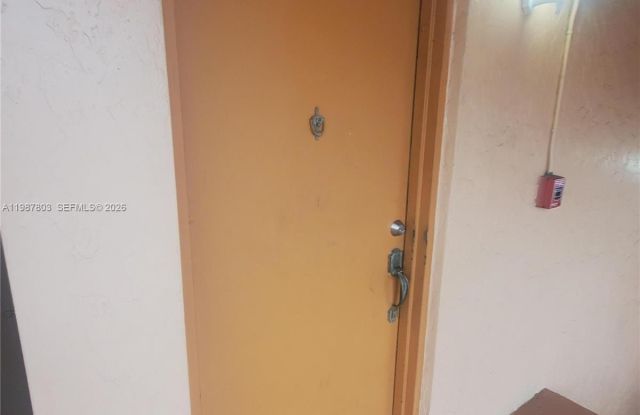 7151 Miami Lakes Dr photos photos