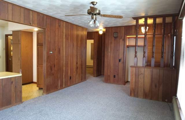 2 Bedroom 1 Bath Home in Middlebury! photos photos