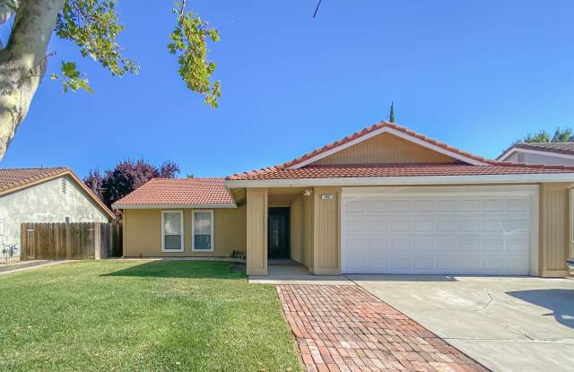 445 Magnolia Lane - 445 Magnolia Lane, Tracy, CA 95376