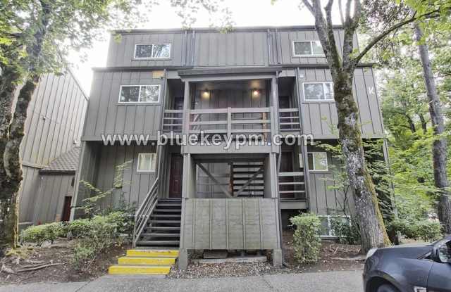 2 Bed, 2 Bath Home - 1 Bed or Office and Bath on Main Floor photos photos