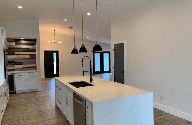 2129 E WELDON Avenue Gallery 4