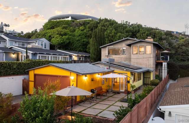 5643 Linda Rosa Ave - 5643 Linda Rosa Avenue, San Diego, CA 92037