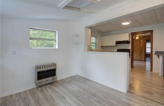 7985 Midway Road Gallery 3