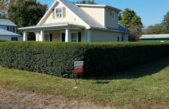1477 Maple Avenue - 1477 Maple Avenue, Buena Vista, VA 24416