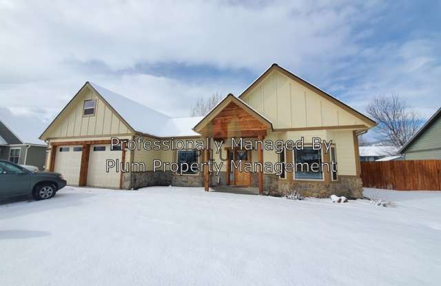 5482 Lonesome Dove Ln - 5482 Lonesome Dove Lane, Lolo, MT 59847