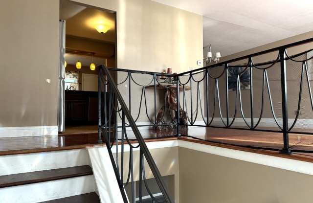 8113 Norwood Court Gallery 2