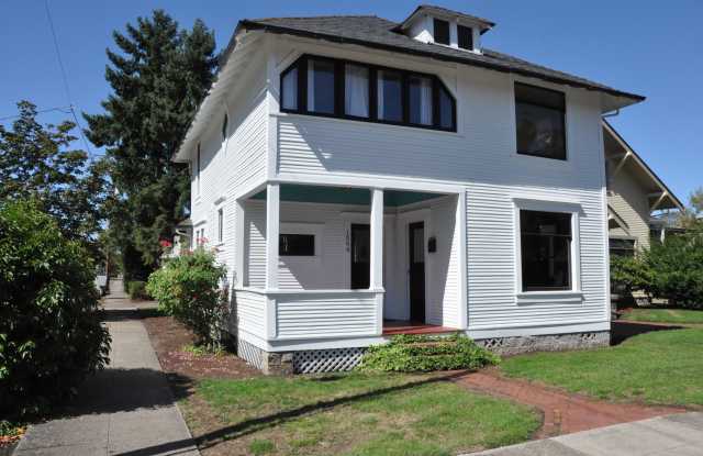 1594 Mill Street photos photos