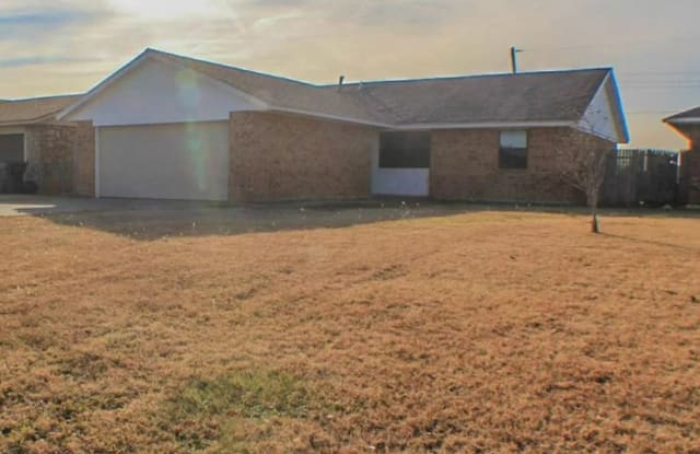 404 NW 114th St - 404 Northwest 114th Street, Oklahoma City, OK 73114