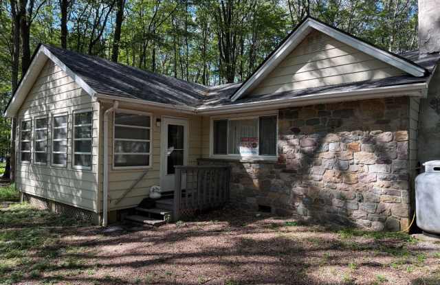3 Bed Cozy Ranch photos photos