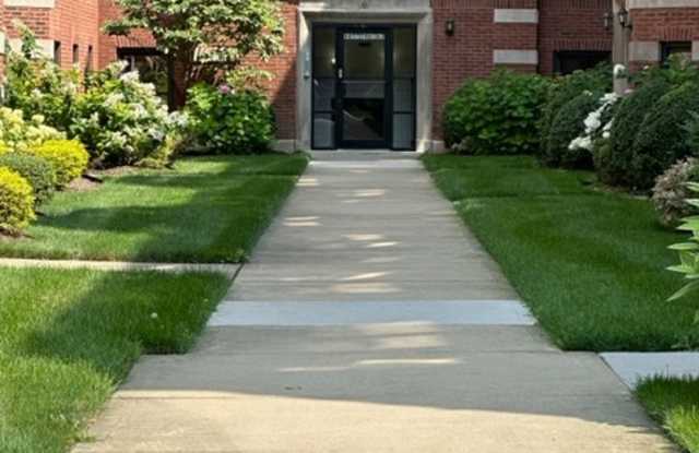 6851 S. Crandon Avenue, Unit 3 photos photos