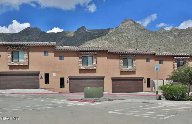 Siena Village Mountain View Town home. Gallery 1