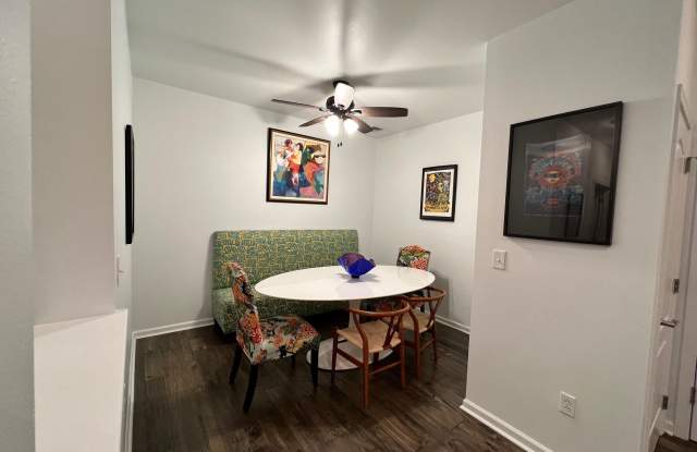 533 CARSON TERRACE Gallery 4