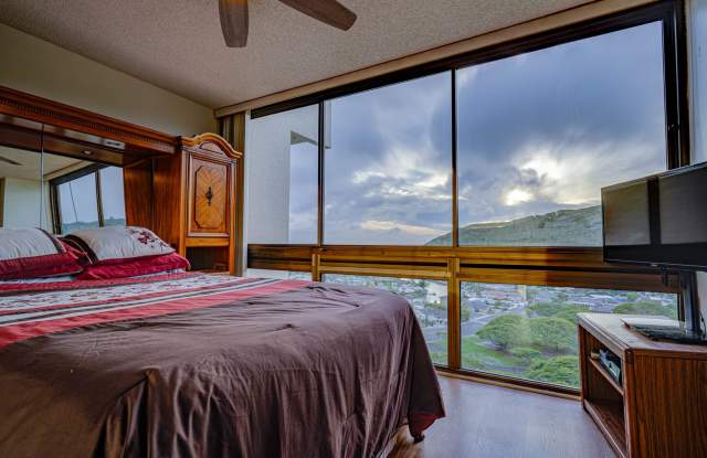 Hawaii Kai Condo with Resort-like Amenities at the Mauna Luan Gallery 3