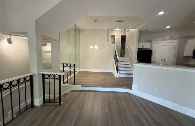 609 ISLAND PLACE WAY Gallery 2