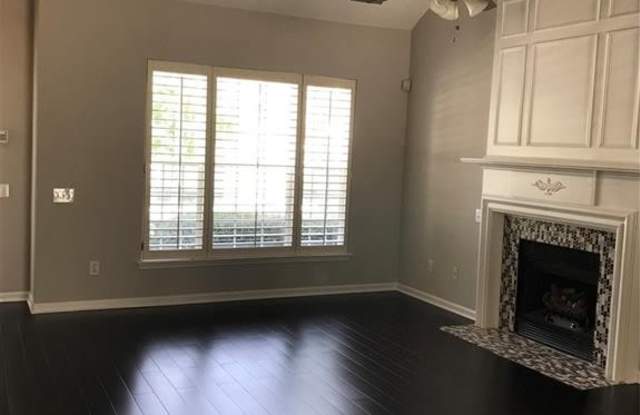6817 Beverly Springs Drive Gallery 4