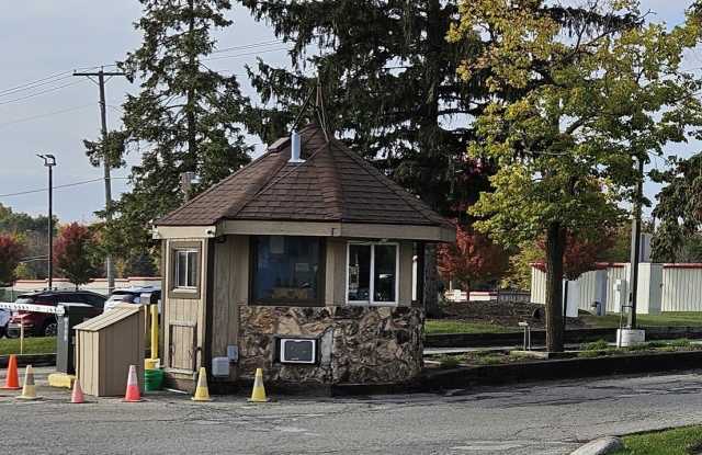 44 Nassau Colony - 44 Nassau Colony, Fox Lake, IL 60020