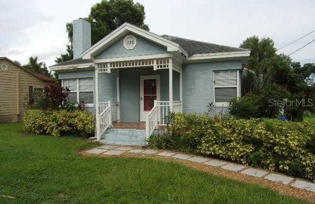 826 HOLLINGSWORTH ROAD photos photos