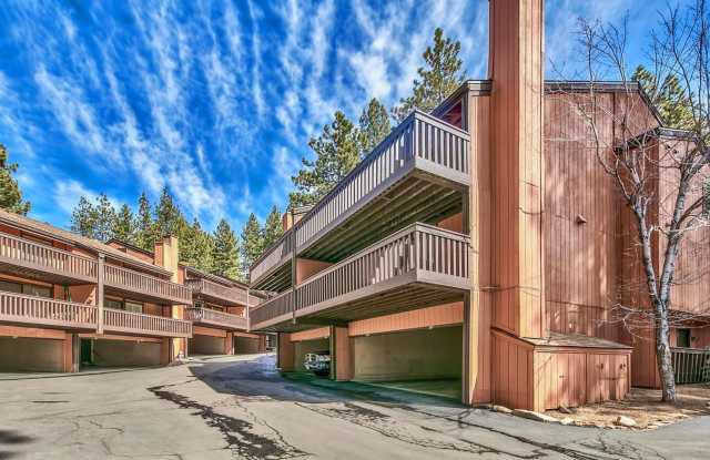 Well appointed, super clean condo - furnished - 12 month lease photos photos