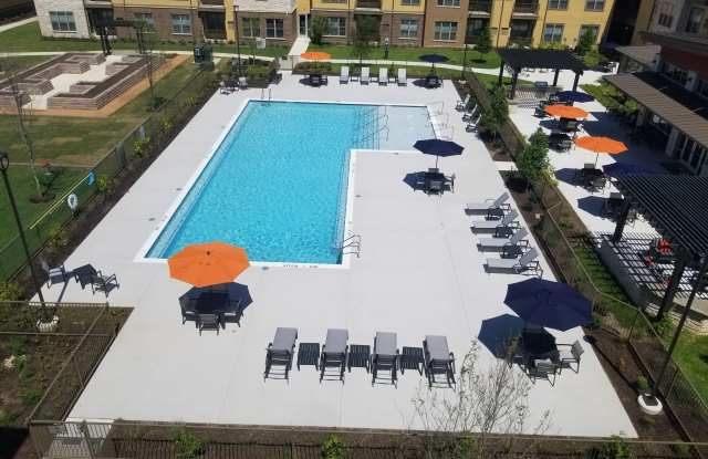 The Orchards at Arlington Highlands - Senior Housing Gallery 1