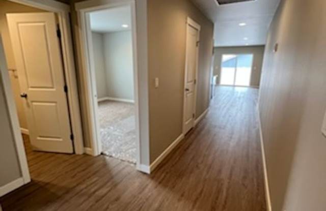 3 bed/2 bath rambler style home! Attached garage, fenced back yard & A/C! Gallery 3
