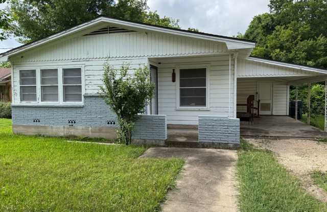 Updated Central Waco Home photos photos Updated Central Waco Home photos photos