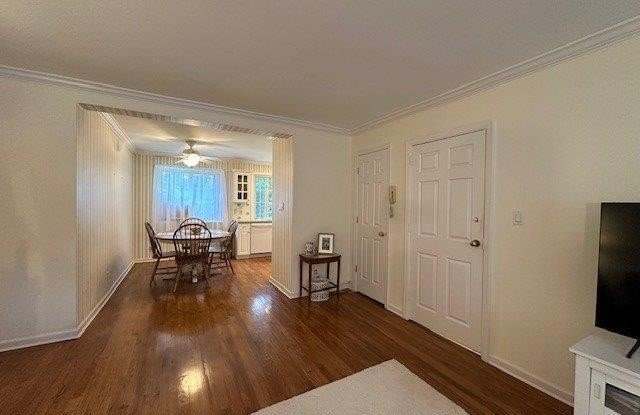 35 Nathan Hale Drive Gallery 4