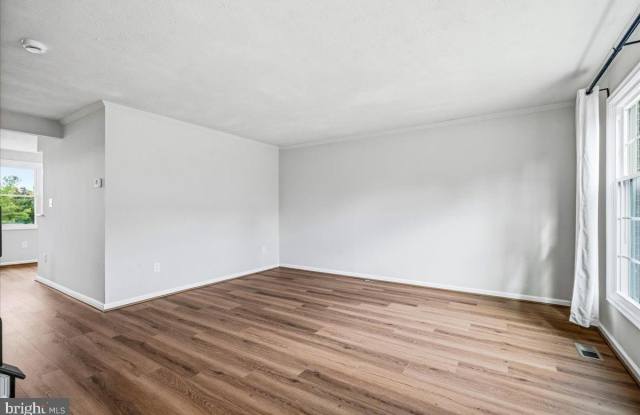 6234 N STEAMBOAT Way Gallery 4