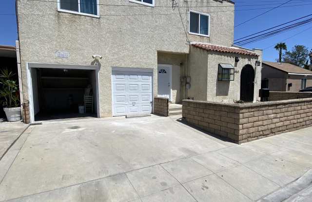 5460 Pine Avenue photos photos