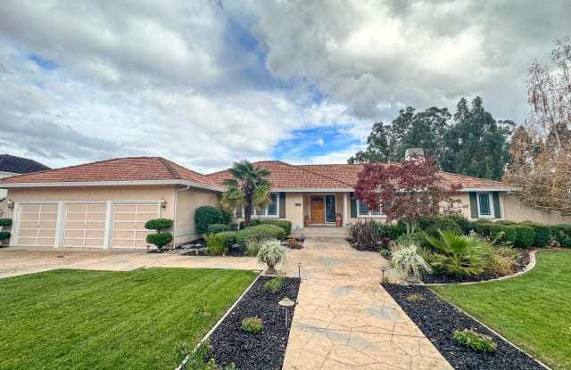 15288 Via Del Sur - 15288 Vía Del Sur, Monte Sereno, CA 95030