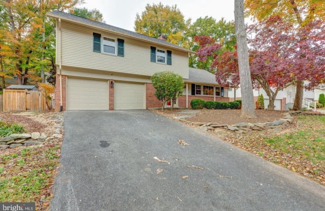 8510 CHERRY VALLEY LANE - 8510 Cherry Valley Lane, Mount Vernon, VA 22309