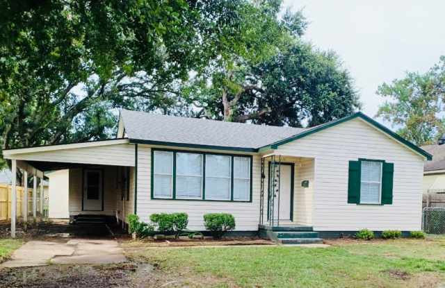4431 Adams Avenue (4 Bed/2 Bath) Home photos photos
