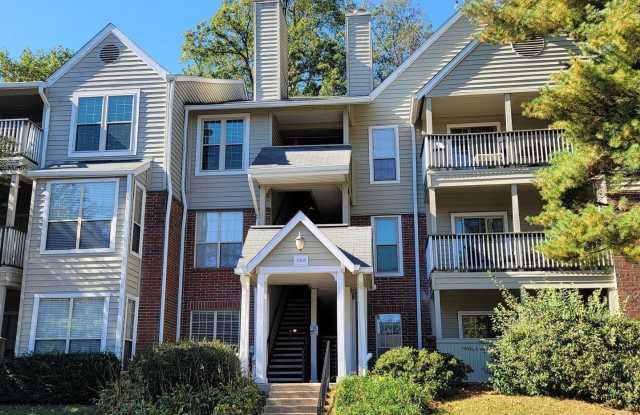 3908 PENDERVIEW Drive unit: 608 photos photos