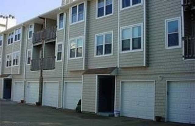 2313 W Great Neck Road Gallery 2